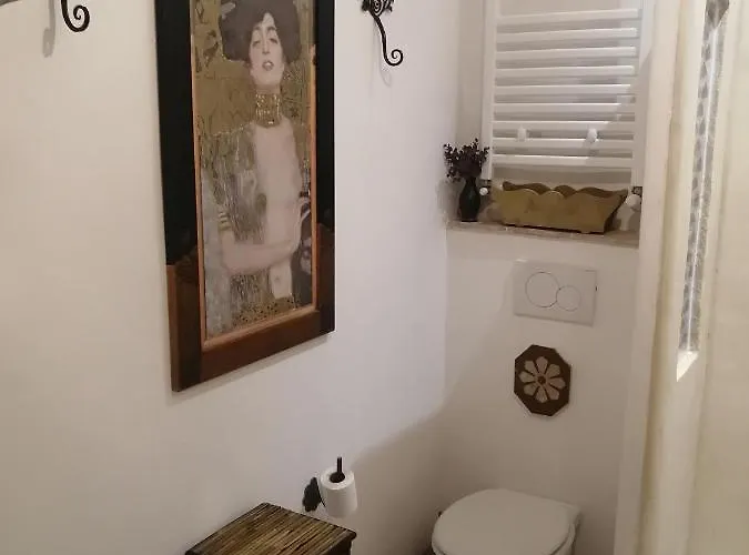 Konukevi Le Tre Terrazze Bolonya